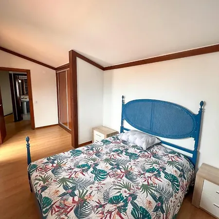 With Pool In The Heart Of Oura - אלבופיירה