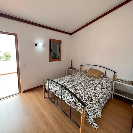 With Pool In The Heart Of Oura - 펜션 알부페이라