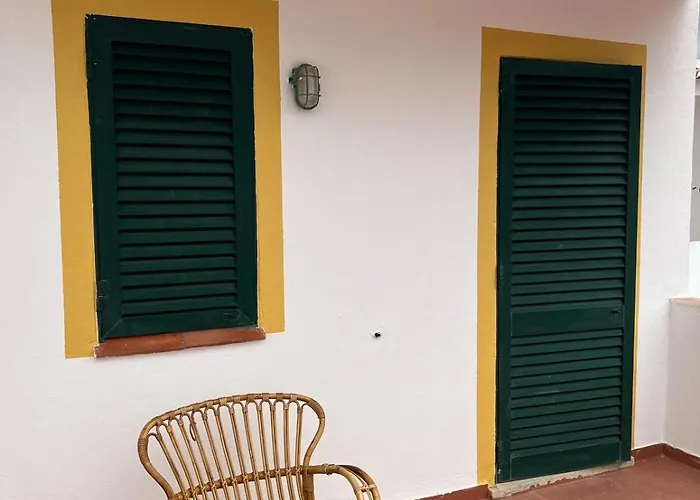 With Pool In The Heart Of Oura - Semesterbostad *