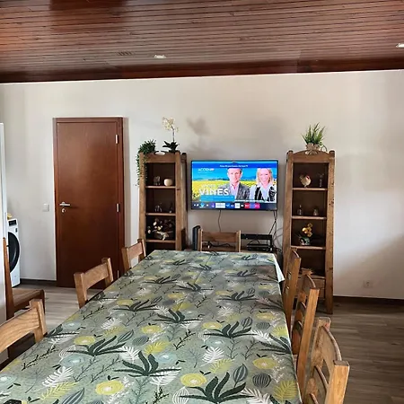 With Pool In The Heart Of Oura - * 阿尔布费拉